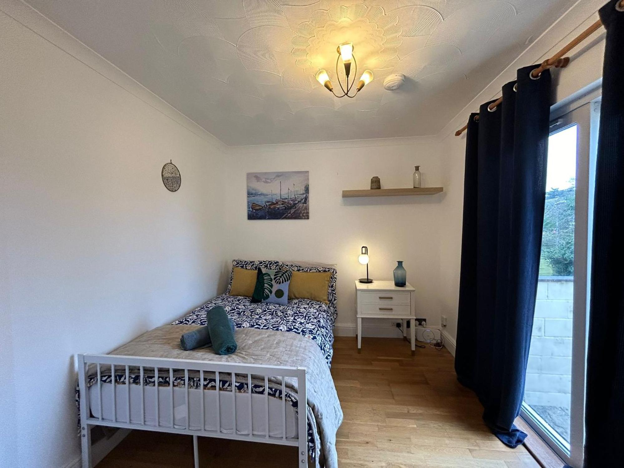 Вилла Entire 4-Bed, Near Town Centre Фалмут Экстерьер фото